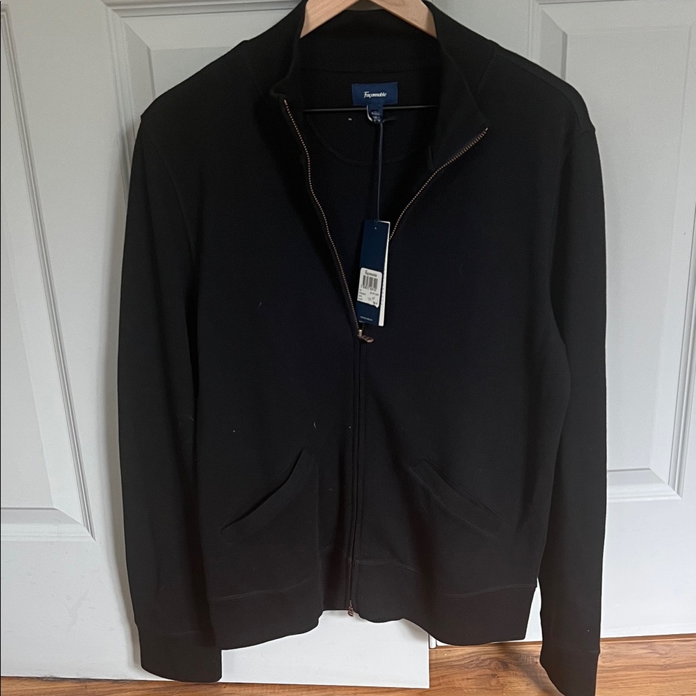 Faconnable  Men's Black and red Zip-Up Sweater